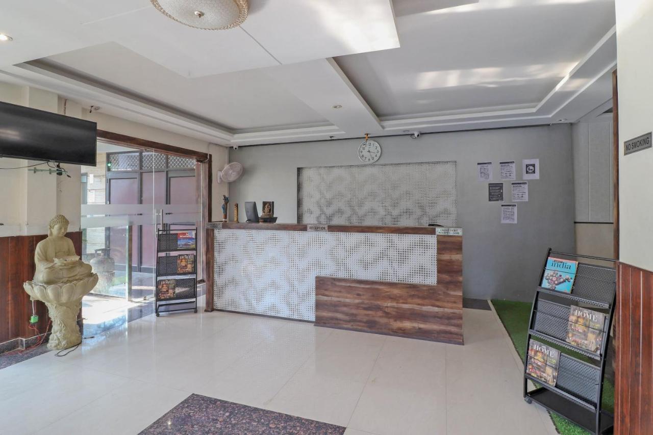 Capital O 76444 Hotel Hill-Top Inn Narendra Nagar Luaran gambar
