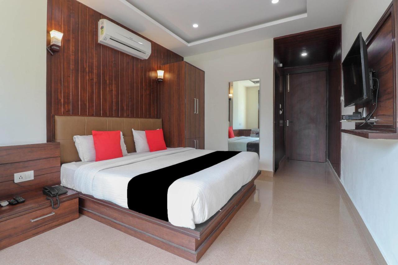 Capital O 76444 Hotel Hill-Top Inn Narendra Nagar Luaran gambar